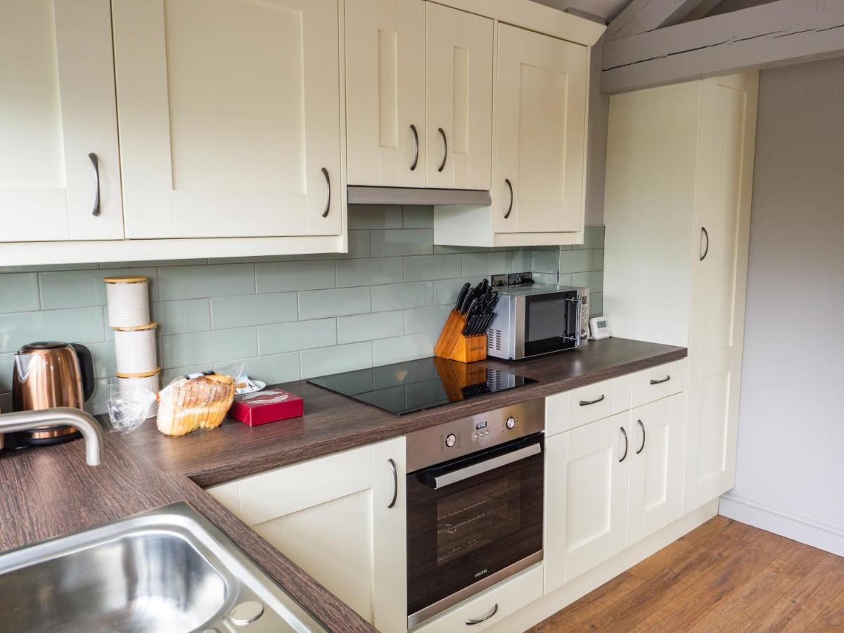 1 Bed Studio In Two Dales Near Matlock & Bakewell エクステリア 写真